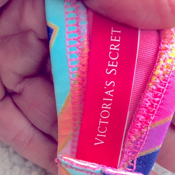 Rainbow Victoria’s Secret 34D Bikini Top - Picture 8 of 8